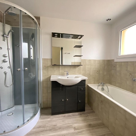  DYNAMIC IMMOBILIER : Maison / Villa | REPLONGES (01750) | 84 m2 | 850 € 