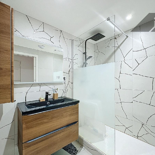  DYNAMIC IMMOBILIER : Appartement | MACON (71000) | 74 m2 | 850 € 