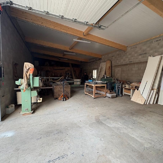  DYNAMIC IMMOBILIER : Local / Bureau | LA ROCHE-VINEUSE (71960) | 130 m2 | 915 € 