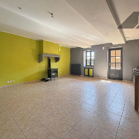  DYNAMIC IMMOBILIER : Maison / Villa | AZE (71260) | 80 m2 | 740 € 