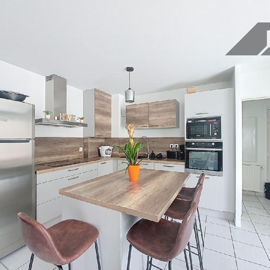 DYNAMIC IMMOBILIER : Appartement | CHARNAY-LES-MACON (71850) | 95.62m2 | 1 030 € 