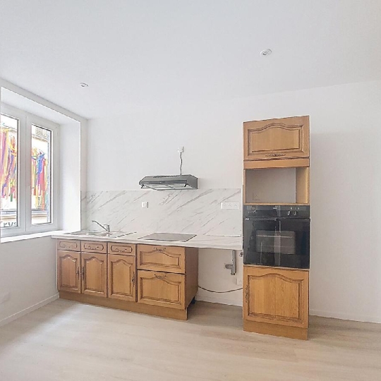  DYNAMIC IMMOBILIER : Appartement | MACON (71000) | 61 m2 | 860 € 