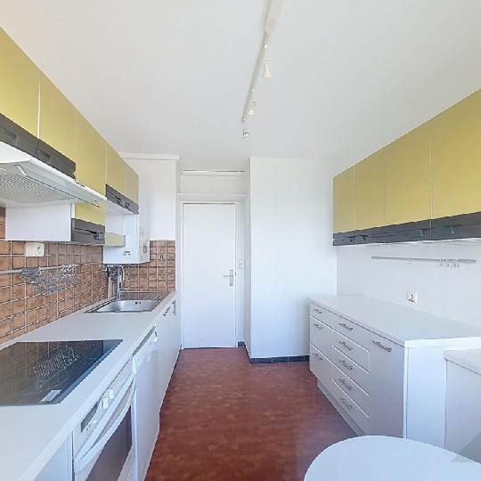  DYNAMIC IMMOBILIER : Appartement | MACON (71000) | 91 m2 | 950 € 