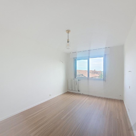  DYNAMIC IMMOBILIER : Appartement | MACON (71000) | 91 m2 | 950 € 