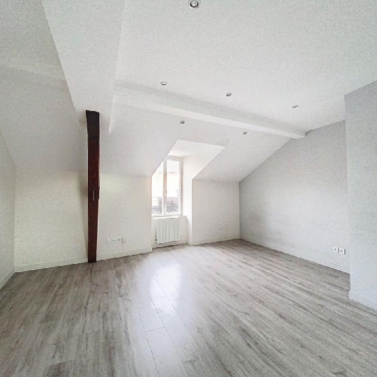  DYNAMIC IMMOBILIER : Appartement | MACON (71000) | 54 m2 | 590 &euro; 
