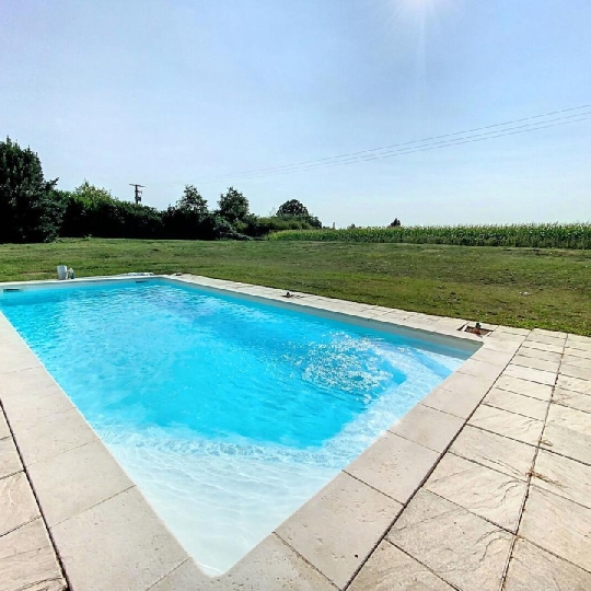  DYNAMIC IMMOBILIER : Maison / Villa | HUILLY-SUR-SEILLE (71290) | 182 m2 | 239 000 € 