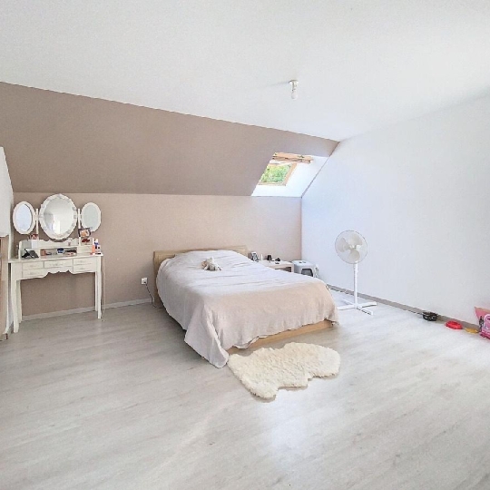  DYNAMIC IMMOBILIER : Maison / Villa | HUILLY-SUR-SEILLE (71290) | 182 m2 | 239 000 € 