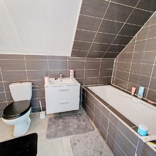  DYNAMIC IMMOBILIER : Maison / Villa | HUILLY-SUR-SEILLE (71290) | 182 m2 | 239 000 € 