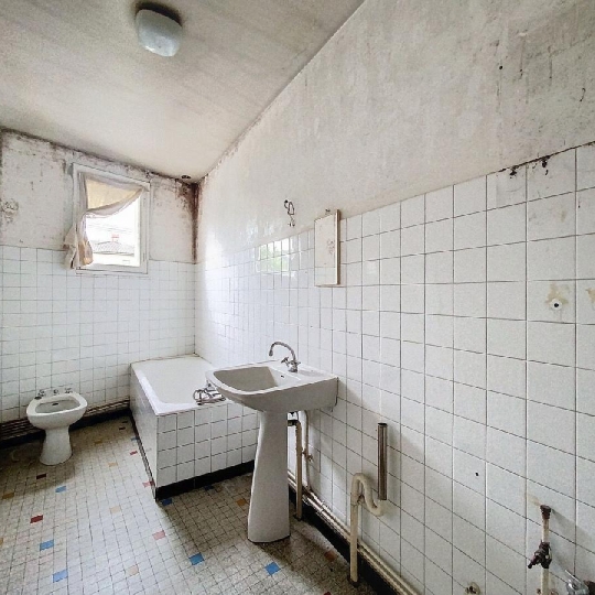  DYNAMIC IMMOBILIER : Maison / Villa | SAINT-GENGOUX-DE-SCISSE (71260) | 97 m2 | 95 000 € 