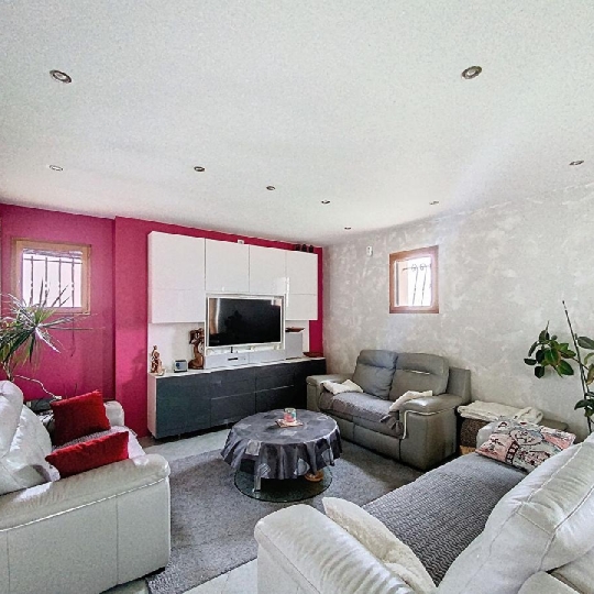  DYNAMIC IMMOBILIER : Maison / Villa | CLUNY (71250) | 170 m2 | 359 000 € 