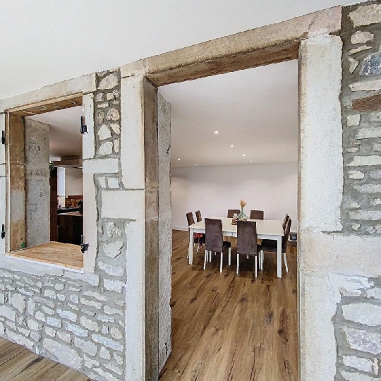  DYNAMIC IMMOBILIER : House | PIERRECLOS (71960) | 224 m2 | 339 000 € 
