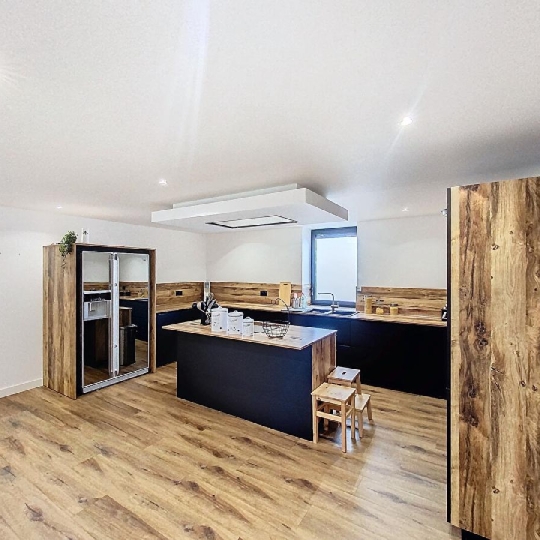  DYNAMIC IMMOBILIER : House | PIERRECLOS (71960) | 224 m2 | 339 000 € 