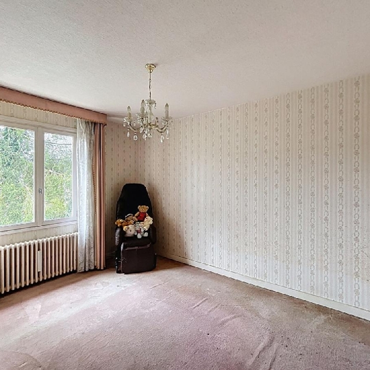  DYNAMIC IMMOBILIER : House | CHARNAY-LES-MACON (71850) | 140 m2 | 350 000 € 