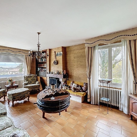  DYNAMIC IMMOBILIER : House | CHARNAY-LES-MACON (71850) | 140 m2 | 350 000 € 