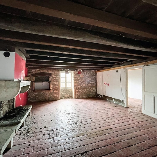  DYNAMIC IMMOBILIER : Maison / Villa | VERZE (71960) | 160 m2 | 115 000 € 
