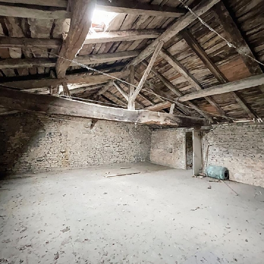  DYNAMIC IMMOBILIER : Maison / Villa | VERZE (71960) | 160 m2 | 115 000 € 