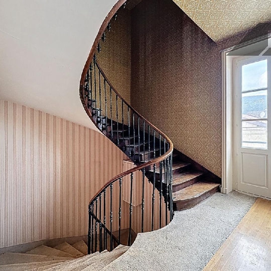  DYNAMIC IMMOBILIER : Maison / Villa | VIRE (71260) | 183 m2 | 389 000 € 