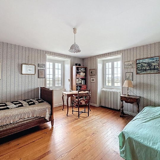  DYNAMIC IMMOBILIER : House | LAIZE (71870) | 158 m2 | 271 700 &euro; 
