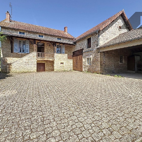  DYNAMIC IMMOBILIER : Maison / Villa | SAINT-GENGOUX-DE-SCISSE (71260) | 214 m2 | 290 000 € 