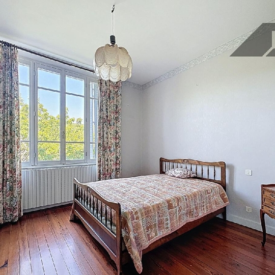  DYNAMIC IMMOBILIER : Maison / Villa | SAINT-GENGOUX-DE-SCISSE (71260) | 214 m2 | 290 000 € 