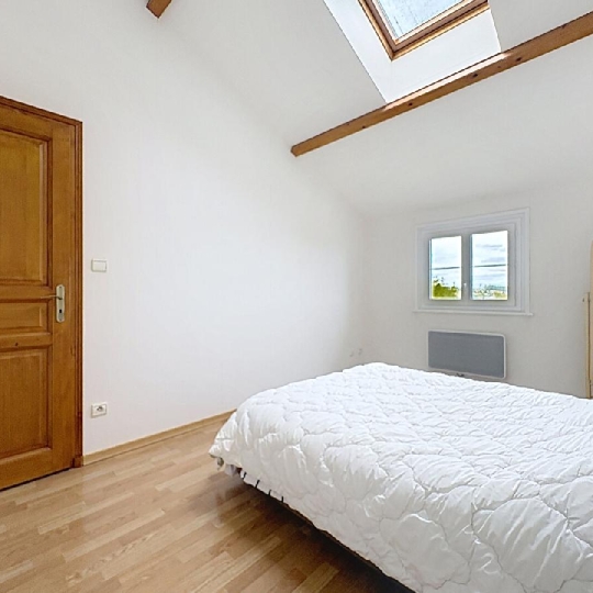  DYNAMIC IMMOBILIER : House | SENOZAN (71260) | 166 m2 | 384 800 &euro; 