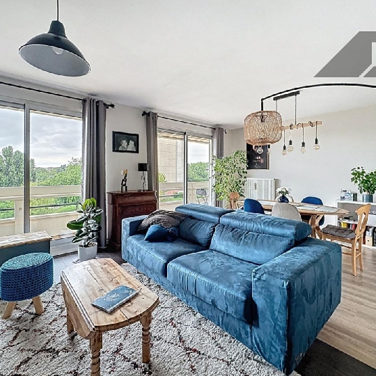  DYNAMIC IMMOBILIER : Appartement | MACON (71000) | 76 m2 | 125 000 € 