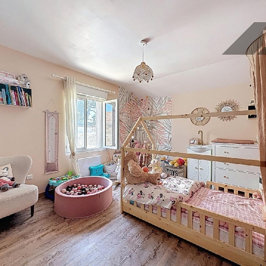  DYNAMIC IMMOBILIER : Maison / Villa | SAINT-AMOUR-BELLEVUE (71570) | 90 m2 | 240 000 € 