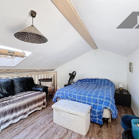  DYNAMIC IMMOBILIER : Maison / Villa | SAINT-AMOUR-BELLEVUE (71570) | 90 m2 | 240 000 € 
