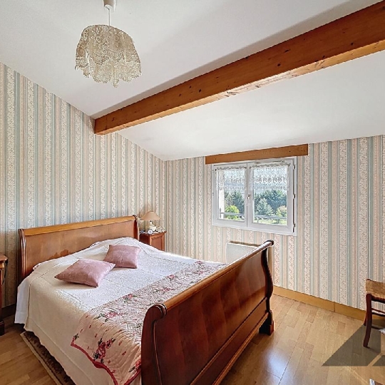  DYNAMIC IMMOBILIER : Maison / Villa | BUSSIERES (71960) | 128 m2 | 320 000 € 