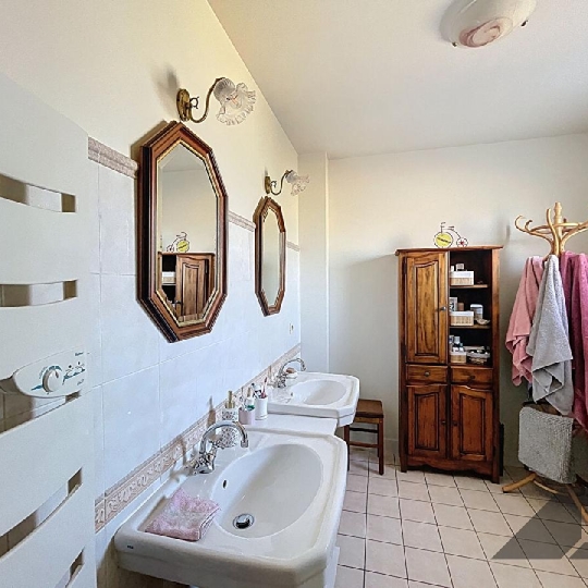  DYNAMIC IMMOBILIER : Maison / Villa | BUSSIERES (71960) | 128 m2 | 320 000 € 