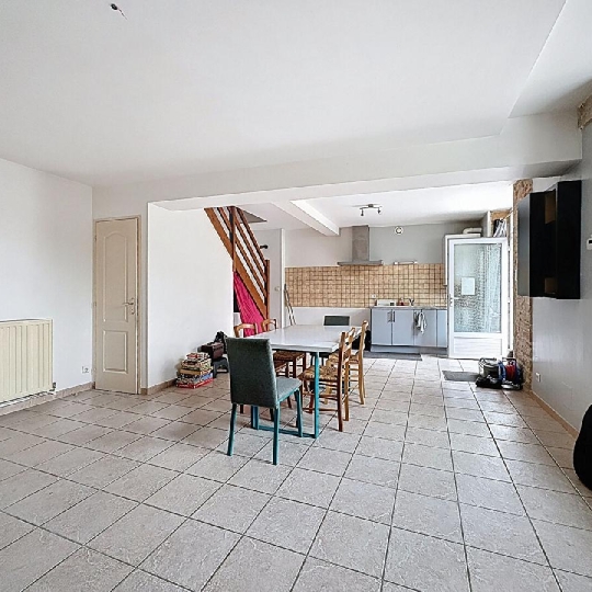  DYNAMIC IMMOBILIER : Maison / Villa | AZE (71260) | 79 m2 | 155 000 € 