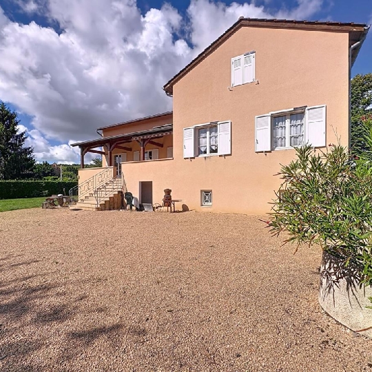  DYNAMIC IMMOBILIER : Maison / Villa | IGE (71960) | 212 m2 | 367 500 € 