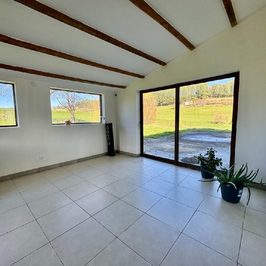  DYNAMIC IMMOBILIER : House | AIGUEPERSE (69790) | 143 m2 | 185 000 &euro; 