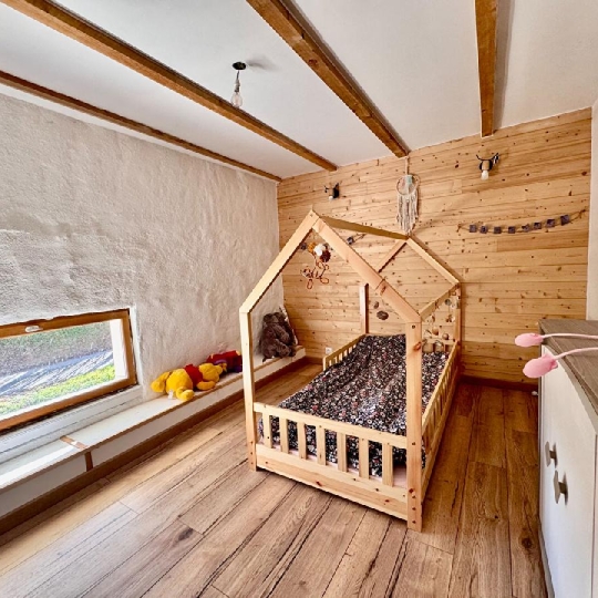 DYNAMIC IMMOBILIER : House | AIGUEPERSE (69790) | 143 m2 | 185 000 &euro; 