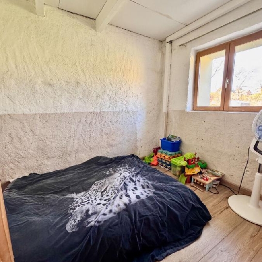  DYNAMIC IMMOBILIER : House | AIGUEPERSE (69790) | 143 m2 | 185 000 &euro; 