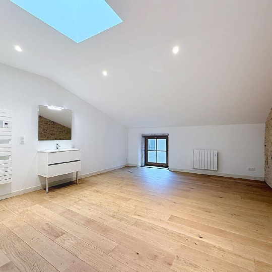  DYNAMIC IMMOBILIER : Maison / Villa | CLUNY (71250) | 200 m2 | 470 000 &euro; 