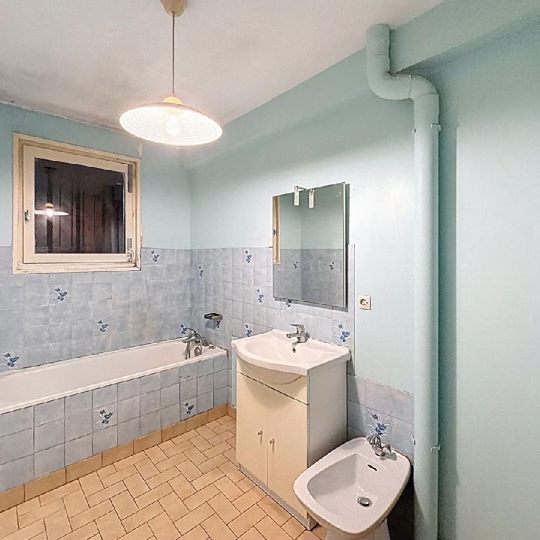  DYNAMIC IMMOBILIER : House | CLUNY (71250) | 120 m2 | 240 000 &euro; 