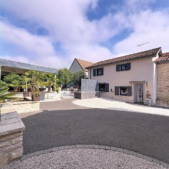  DYNAMIC IMMOBILIER : House | VIRE (71260) | 160 m2 | 329 000 &euro; 