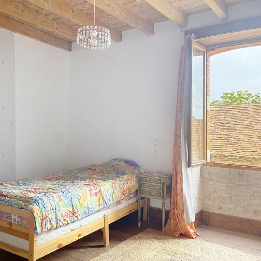  DYNAMIC IMMOBILIER : House | CHISSEY-LES-MACON (71460) | 57 m2 | 70 000 &euro; 