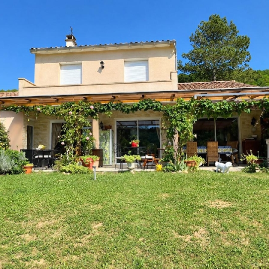  DYNAMIC IMMOBILIER : House | BURGY (71260) | 163 m2 | 330 000 &euro; 