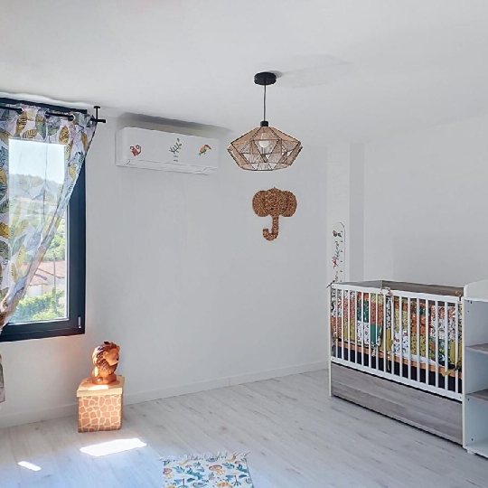  DYNAMIC IMMOBILIER : House | LANTIGNIE (69430) | 220 m2 | 335 000 &euro; 
