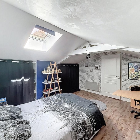  DYNAMIC IMMOBILIER : House | LA ROCHE-VINEUSE (71960) | 135 m2 | 190 000 &euro; 