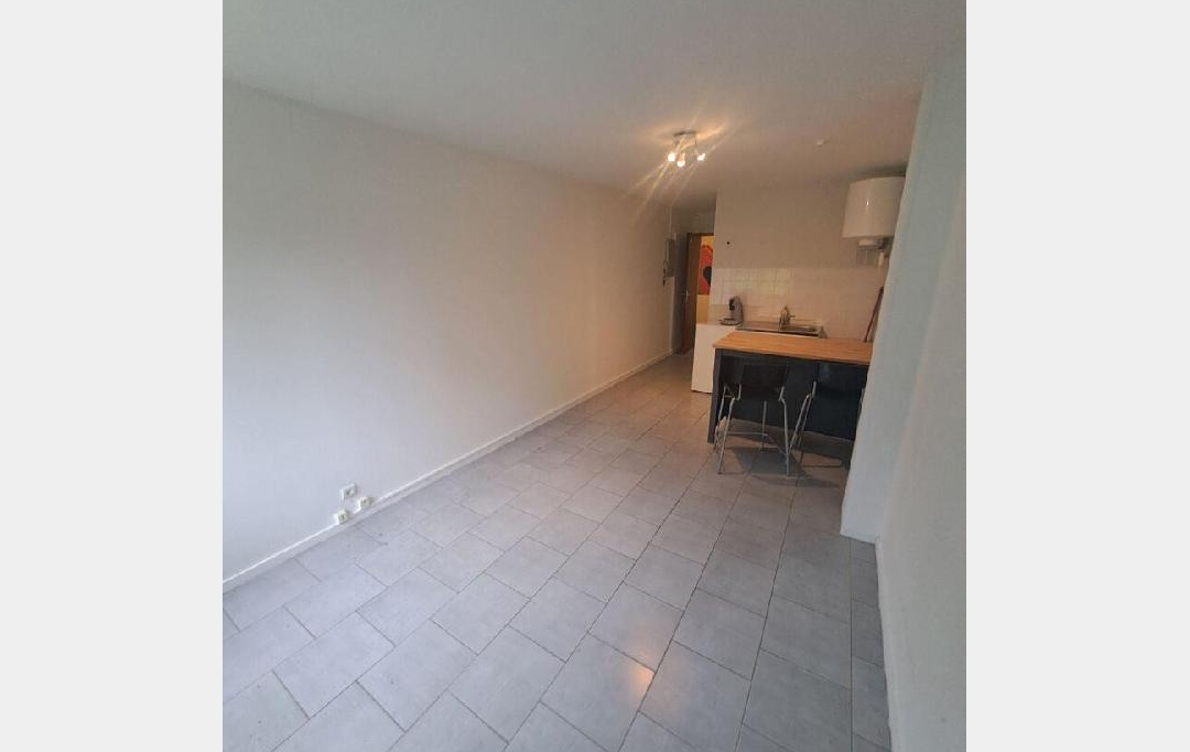 DYNAMIC IMMOBILIER : Appartement | CHARNAY-LES-MACON (71850) | 20 m2 | 400 &euro; 