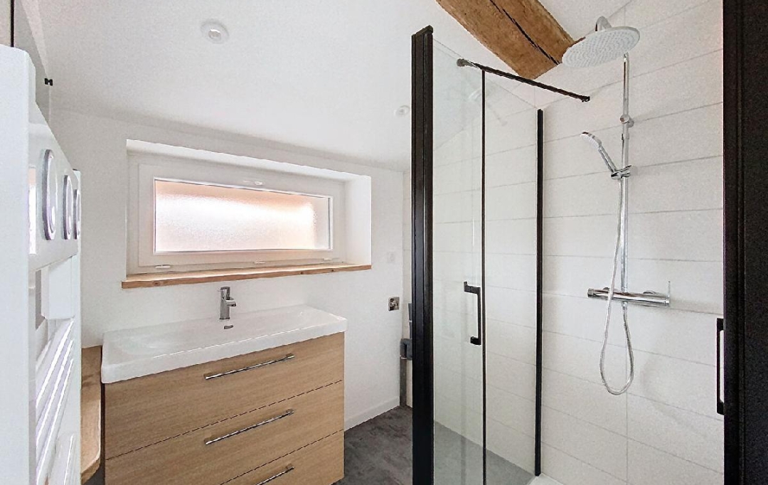 DYNAMIC IMMOBILIER : Maison / Villa | IGE (71960) | 66 m2 | 850 &euro; 