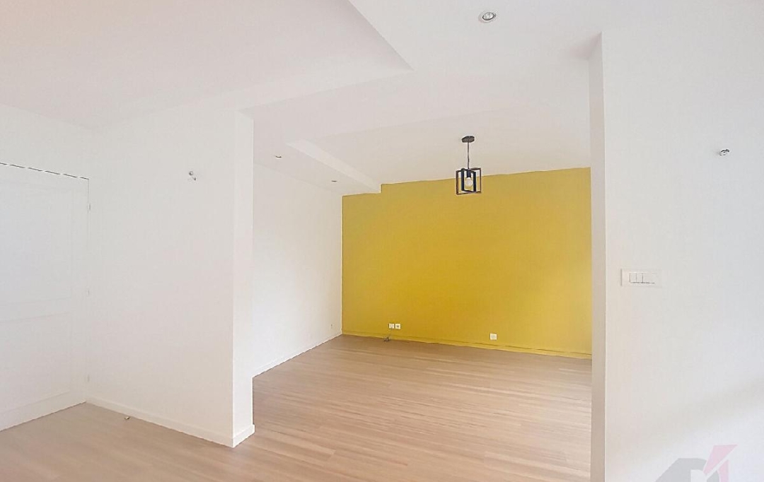 DYNAMIC IMMOBILIER : Appartement | MACON (71000) | 91 m2 | 950 € 