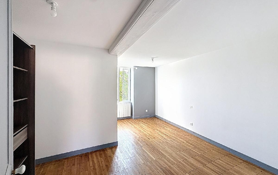 DYNAMIC IMMOBILIER : Appartement | SAINT-GENGOUX-DE-SCISSE (71260) | 35 m2 | 520 € 