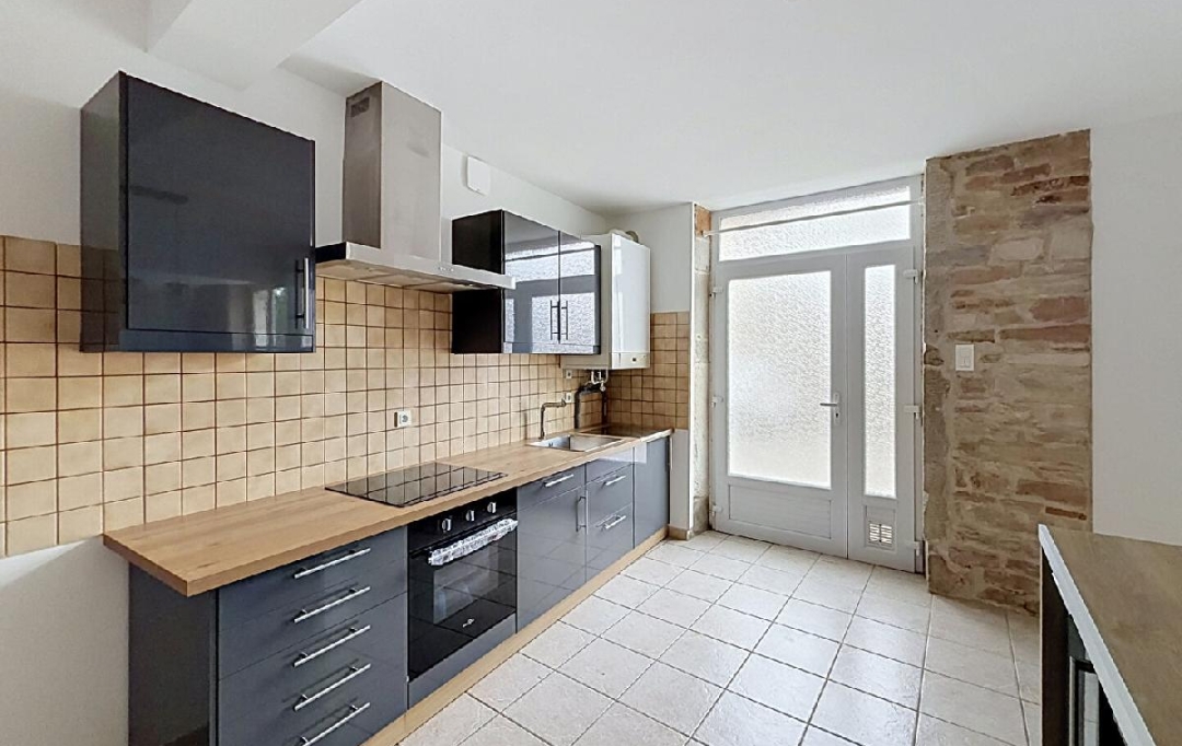 DYNAMIC IMMOBILIER : Appartement | AZE (71260) | 78 m2 | 780 &euro; 
