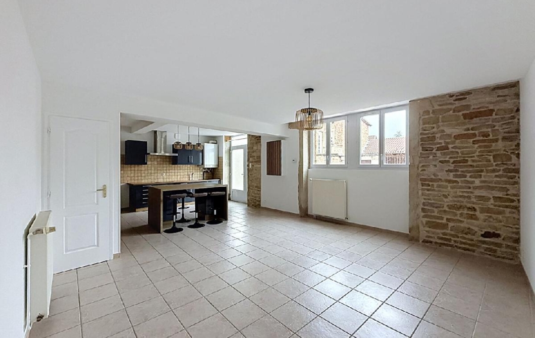 DYNAMIC IMMOBILIER : Appartement | AZE (71260) | 78 m2 | 780 &euro; 