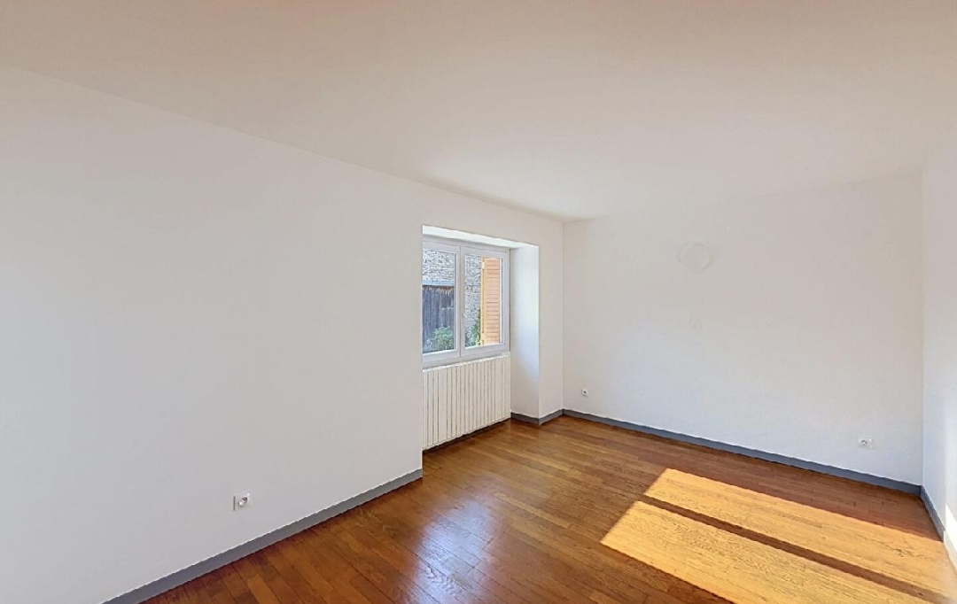 DYNAMIC IMMOBILIER : Maison / Villa | PERONNE (71260) | 116 m2 | 680 &euro; 