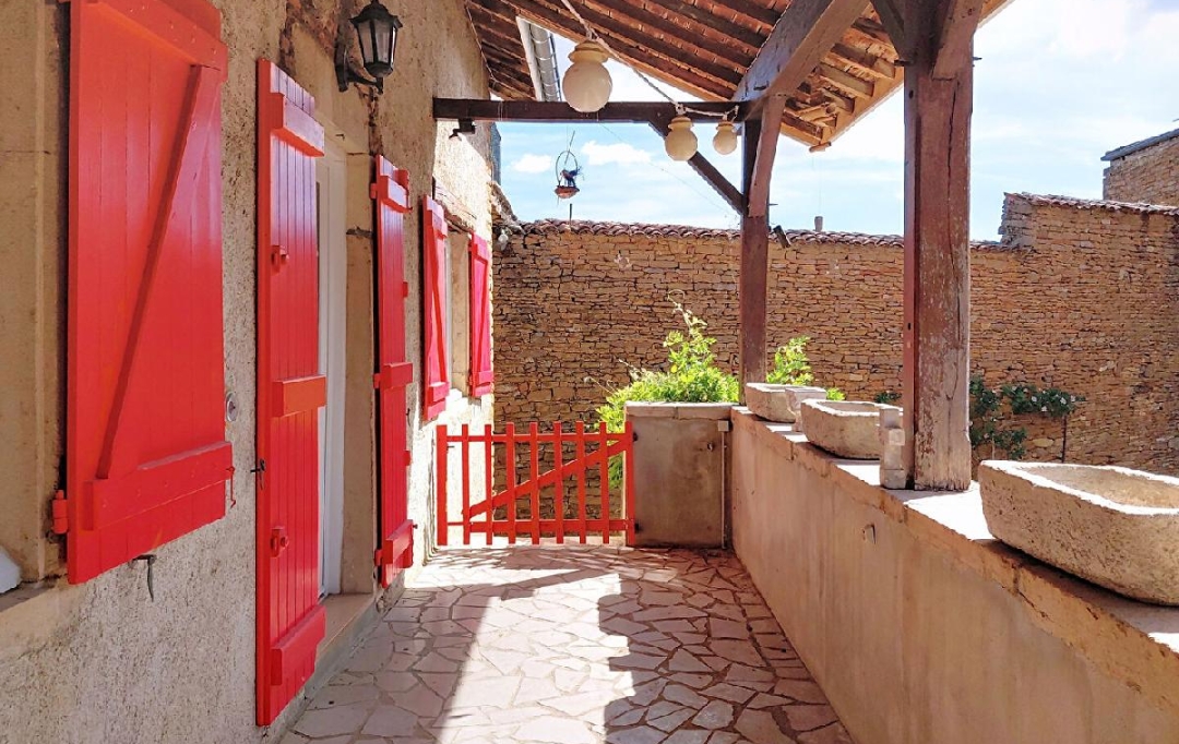 DYNAMIC IMMOBILIER : Maison / Villa | LAIZE (71870) | 97 m2 | 1 000 &euro; 